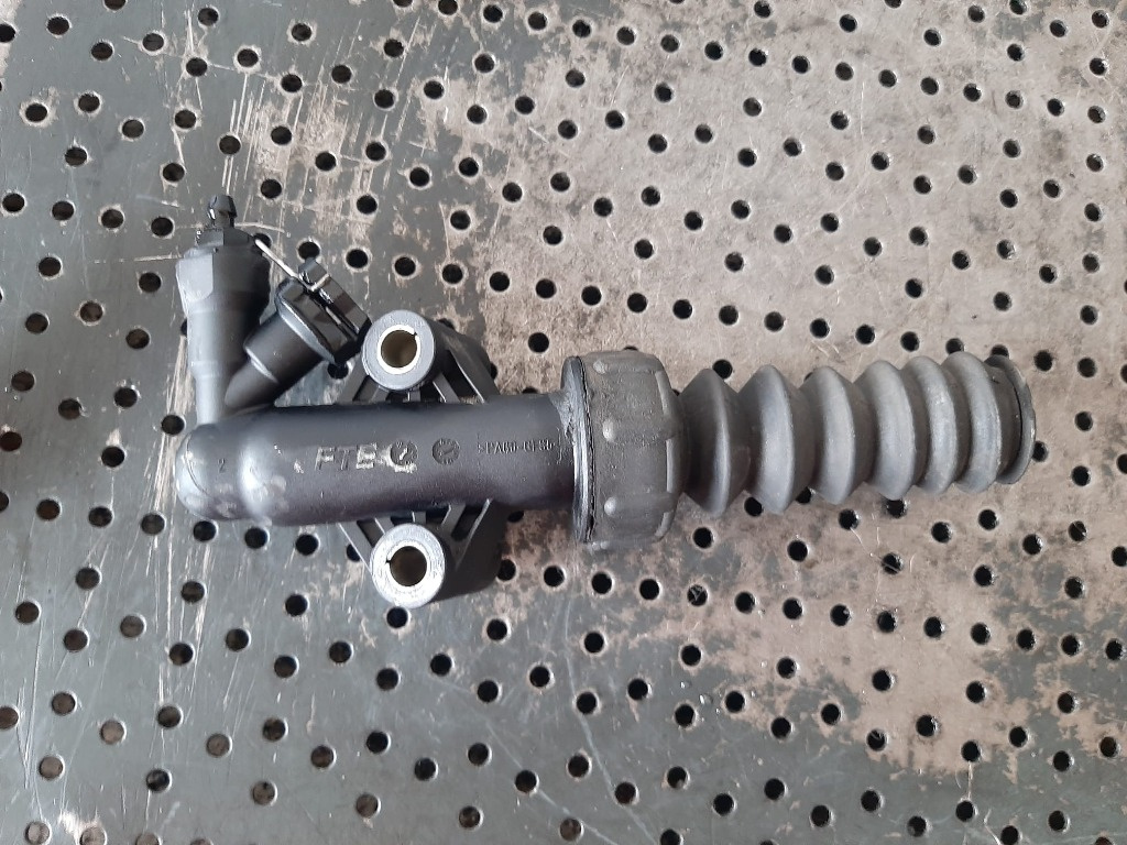 Pompa ambreiaj 1.4 hdi 8hz citroen c2