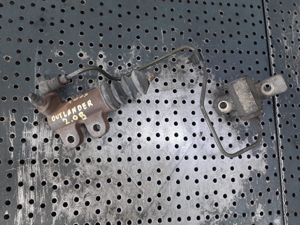 Pompa ambreiaj 2.0 b 4g63 mitsubishi outlander 1 2001-2005