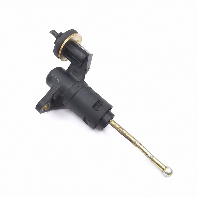 Pompa Ambreiaj Audi A4 B6 (8E) 2000-2004 2.5 Tdi Aym Motorina 8E1721401L, 8E1-721-401-L Fte