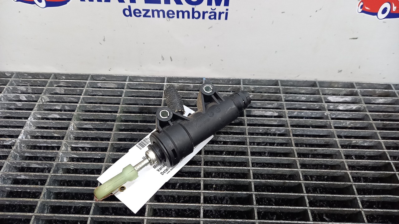 POMPA AMBREIAJ BMW SERIA 3 E 90 2.0 D - (2004 2007)