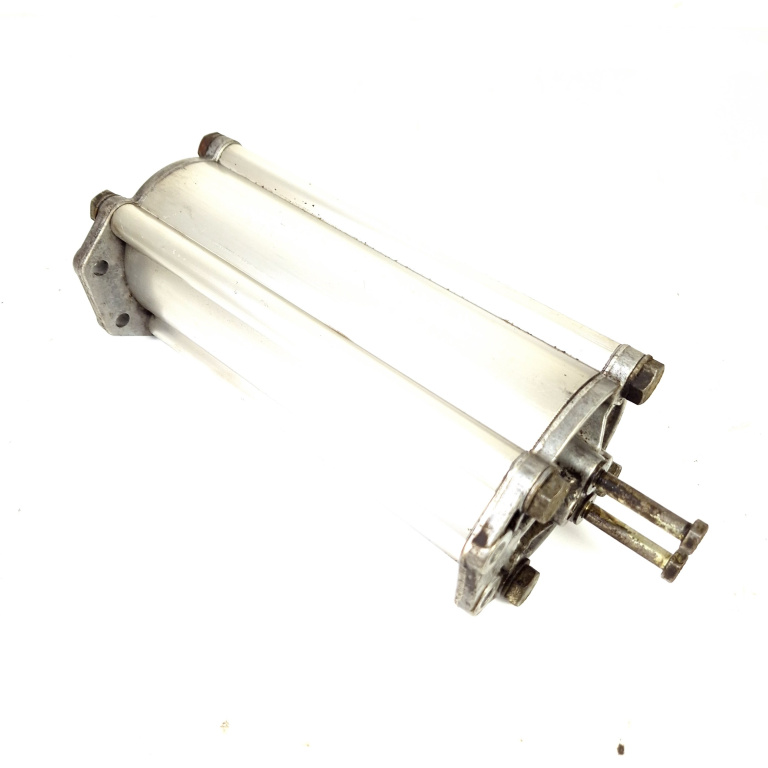Pompa Ambreiaj Laz Aerolaz (Ax183D) 2006-2020 7.2 Td Bf6M1013Ecp Motorina 0501210976, 0501 210 976, 101007, 0501226599, 42580702, 42561773
