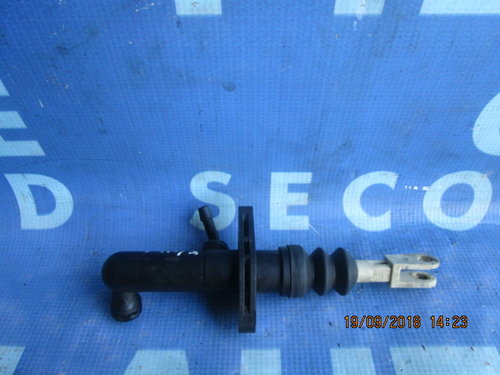 Pompa ambreiaj Mitsubishi Carisma 1.9di-d; 30611705