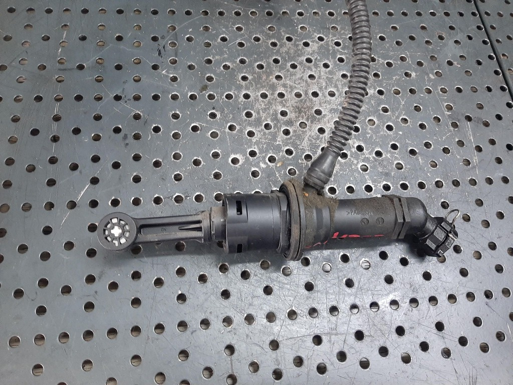 Pompa ambreiaj renault scenic 3 megane 3 306100017r