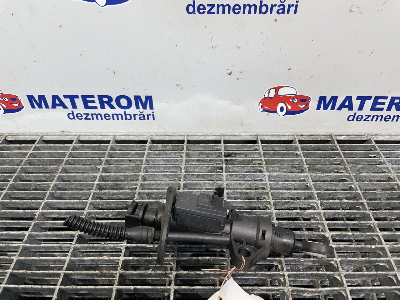 POMPA AMBREIAJ VW GOLF VII 1.6 TDI - (2012 2016)