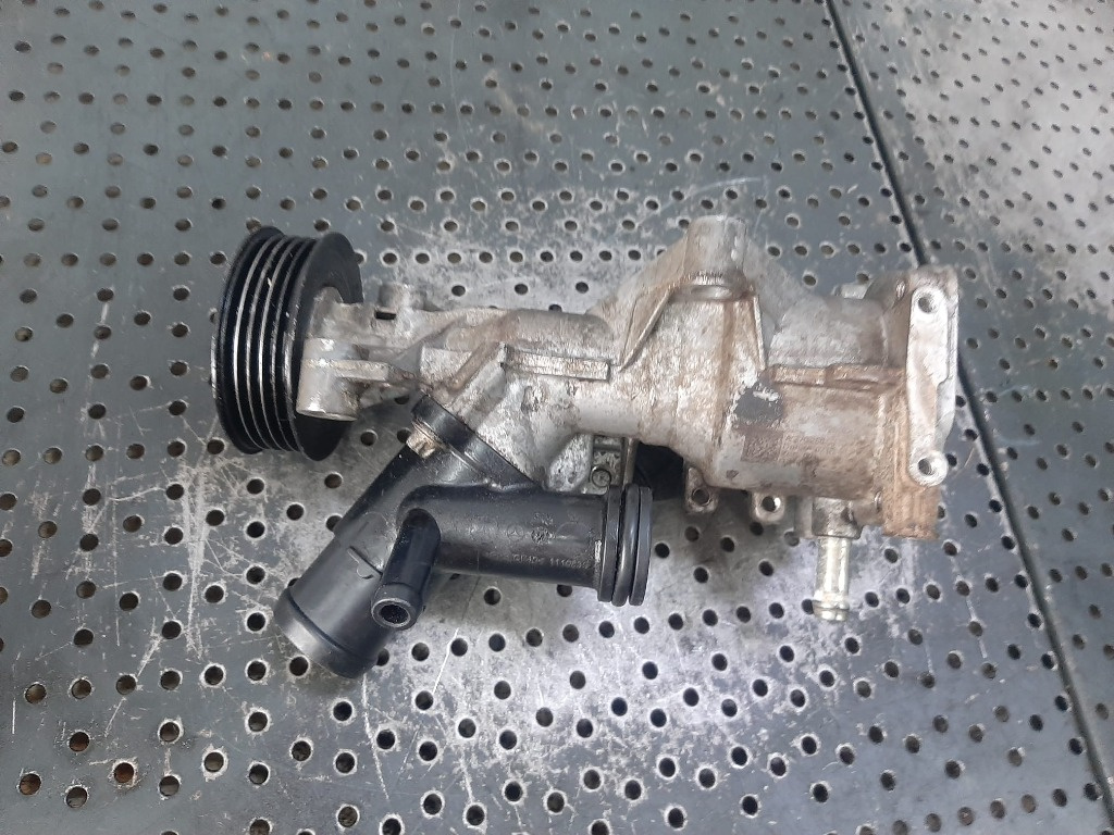 Pompa apa 1.6 t b mercedes a-class w176 b-class w246 a2702000800