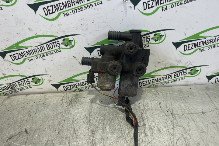 Pompa apa 64118369807 / 64.11-8 369 807 BMW Seria 3 E46 [1997 - 2003] Compact hatchback 318ti MT (143 hp)