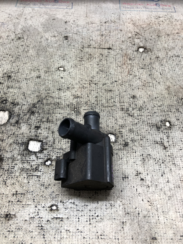 Pompa apa Audi A3 8V 1.6 2016, 5Q0965561B