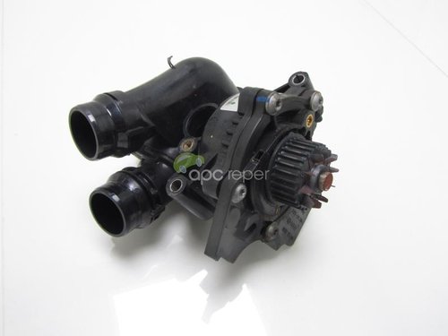 Pompa apa Audi A4 8k , A5 2,0Tfsi cod 06H121026AB