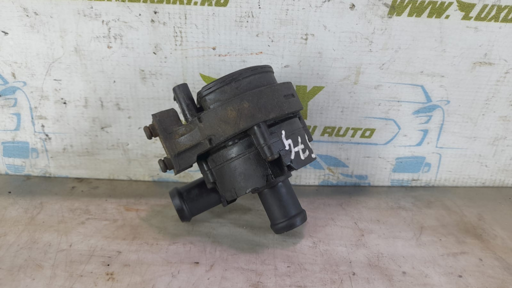 Pompa apa auxiliara 5C0965567 1.4 tdi CUSA Audi A1 8X [2010 - 2014]