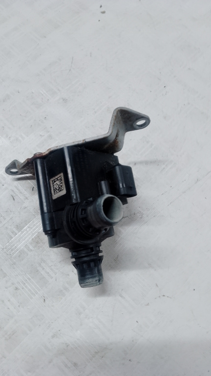 Pompa apa BMW X4 F26 - Motorina 2014, 704125200 / 851174806