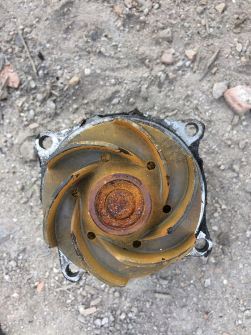 Pompa apa Ford Focus [1998 - 2004] wagon 5-usi 1.8 MT (116 hp) (DAW DBW) (DNW-EYDF1) 16V - EYDF