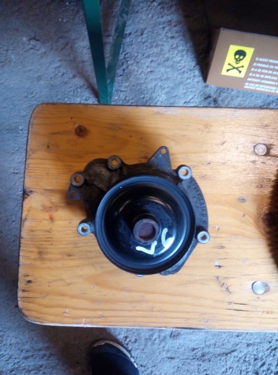 Pompa Apa Mercedes s320 e320 c320 cls320 ml320