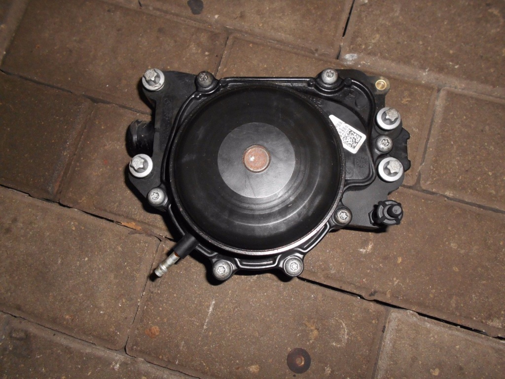 Pompa Apa Mercedes W204, w212 an 2012 2.2CDI