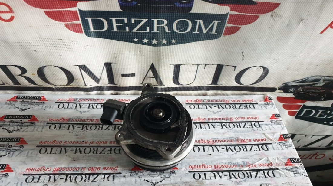 Pompa apa originala VW Golf V 1.4 TSI 170 cai motor BLG cod piesa : 03C880727D