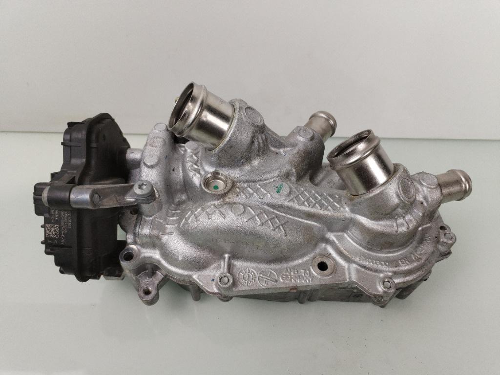 Pompa apa Skoda Kodiaq 1.5TSI DPC 05E121111R