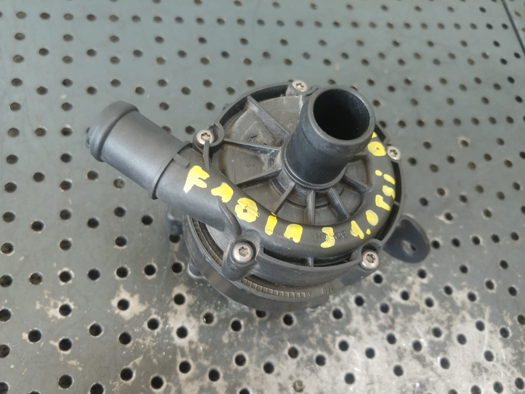 Pompa apa suplimentara 1.0tsi skoda fabia 3 audi a3 8v vw golf 7 04l965567a