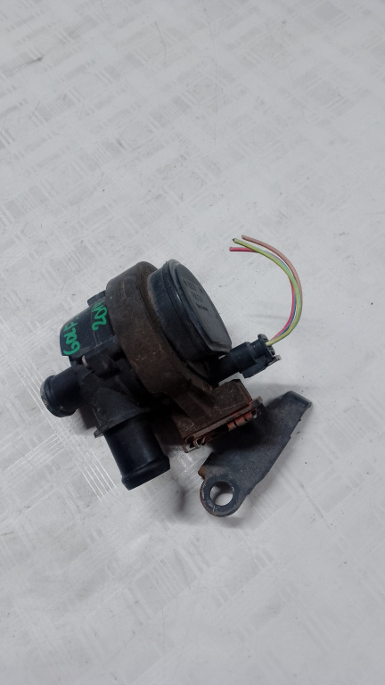 Pompa apa Volkswagen Golf 7 - Benzina 2014, 5G0965567