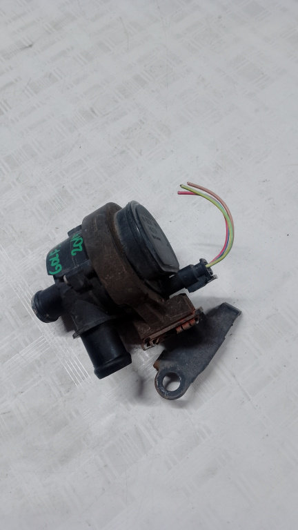 Pompa apa Volkswagen Golf 7 - Benzina 2014, 5G0965567
