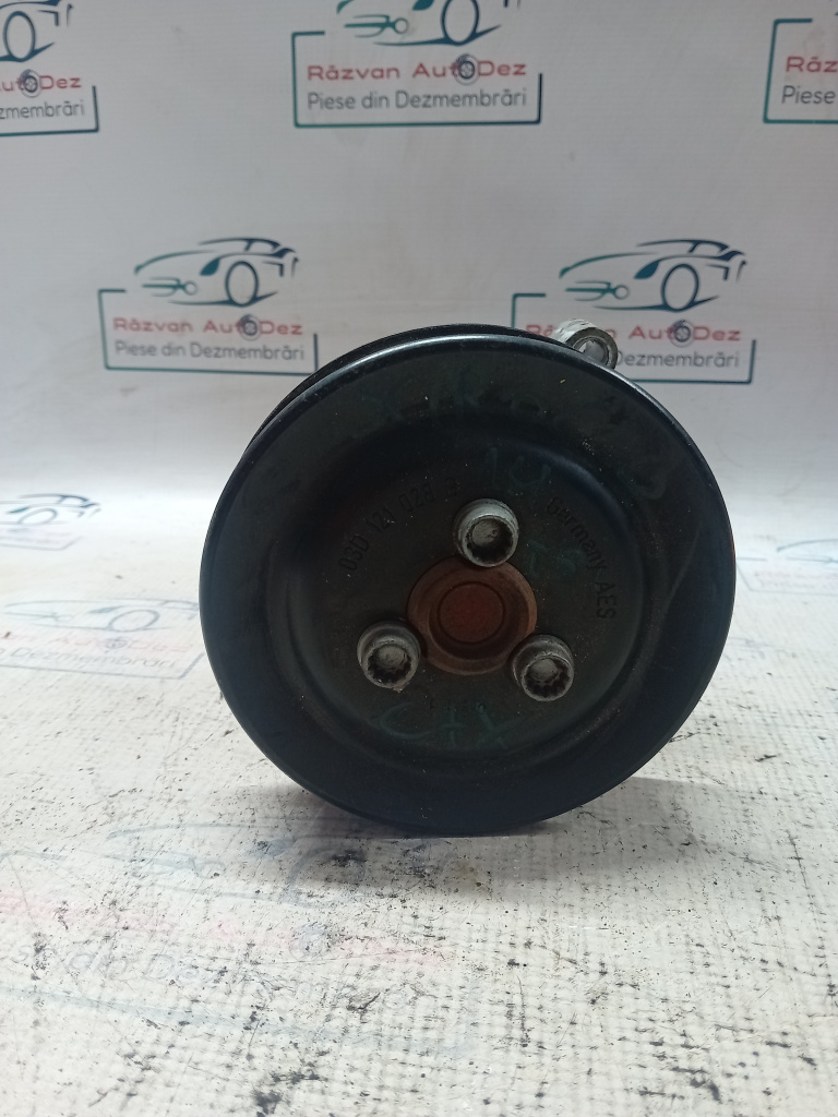 Pompa apa Volkswagen Scirocco 1.4 Benzina 2010, 03D121028B