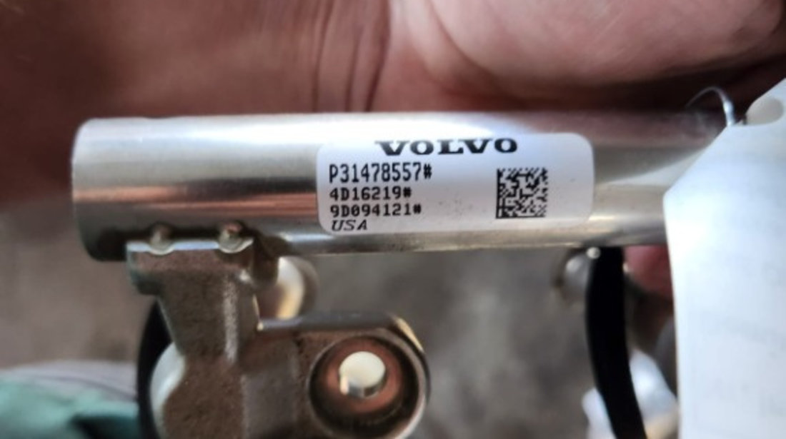 Pompa apa Volvo XC60 2.0 B4204T38 , cod 31478557 / 31478555