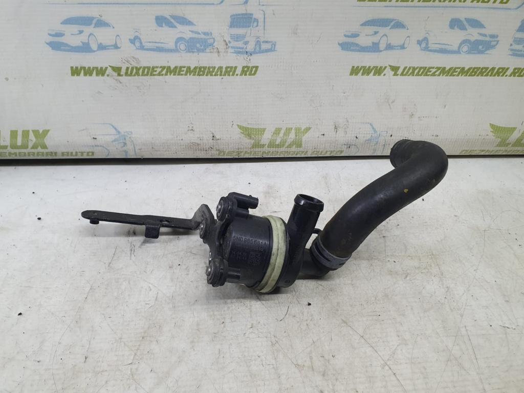 Pompa auxiliara apa 5n0965561a 1.6 tdi CAYC Volkswagen VW Golf 6 [2008 - 2015] 1.6 tdi CAYC