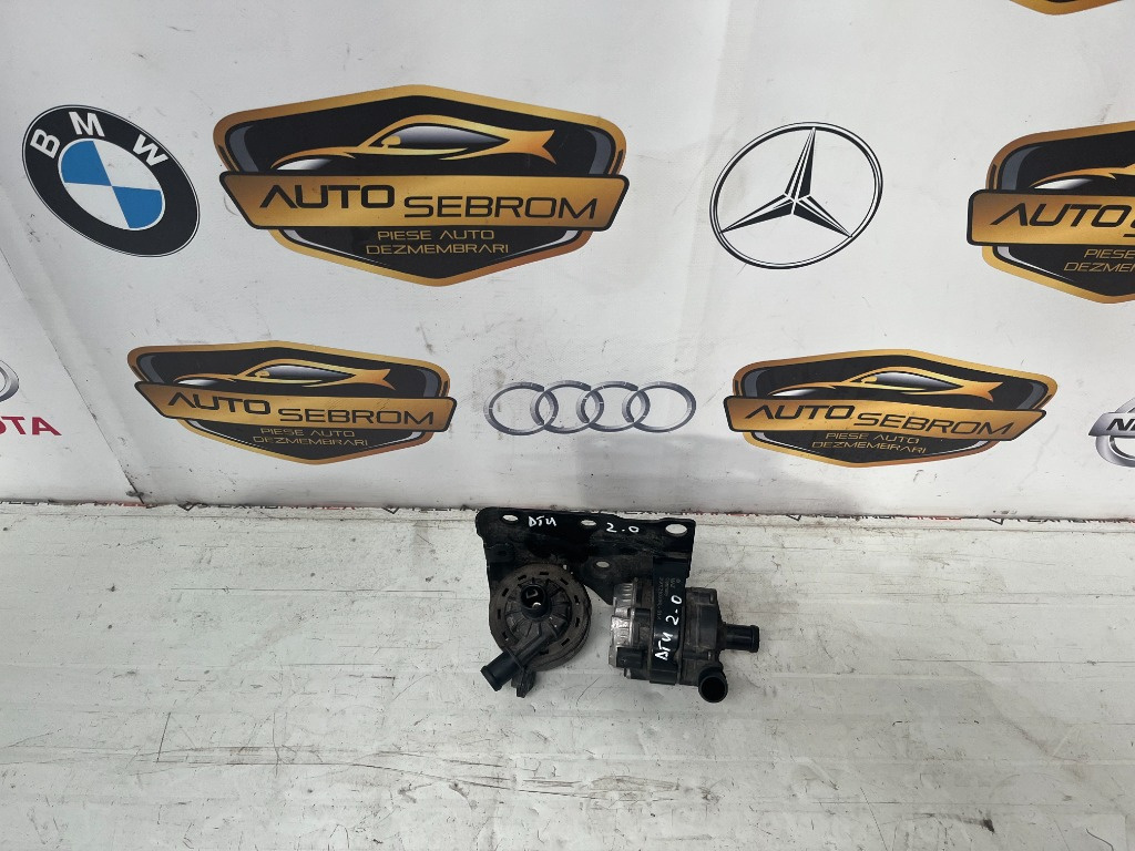 Pompa auxiliara de apa Audi Q3 motor DTU 2.0 tdi