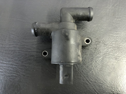Pompa auxiliara recirculare apa Audi A6 C6 Avant 2.0 TDI Automat 170cp sedan 2010 (4H0121671B)
