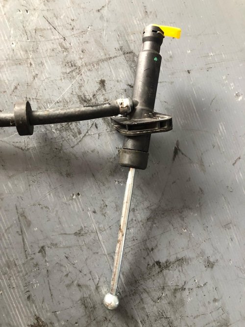 Pompa centrala ambreaj fiat grande punto 1.2 b 1999-2012 55187210