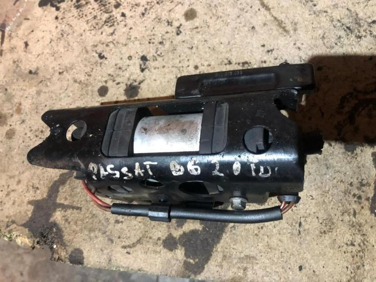 Pompa combustibil 1k0127023n Volkswagen VW Passat B6 [2005 - 2010]