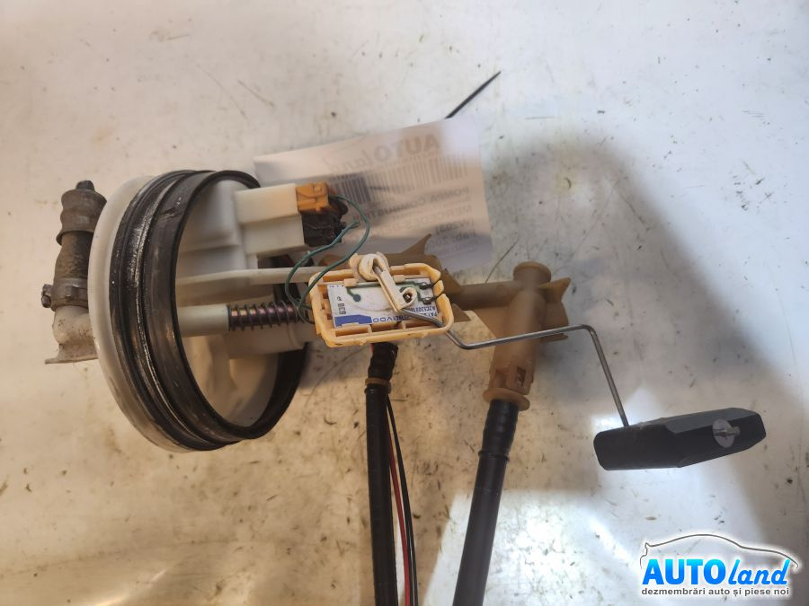 Pompa Combustibil A2034701641 Benzina Mercedes-Benz C-CLASS W203 2000