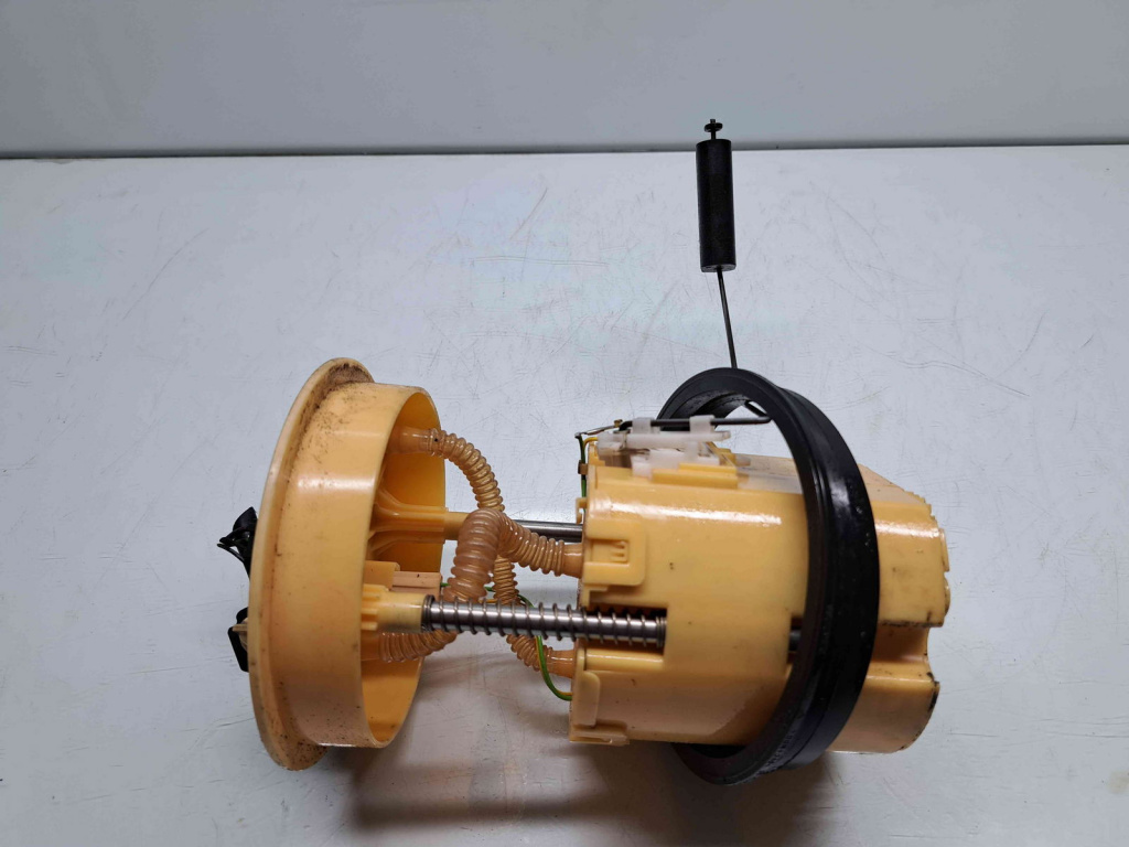 Pompa combustibil Ford Fiesta 6 [Fabr 2008-2019] 8V51-9275 1.4 TDCI F6JD 50KW / 68CP
