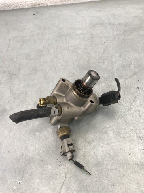 Pompa combustibil injectie Audi A6 C6 Facelift sedan 2010 ( 06F127025K )