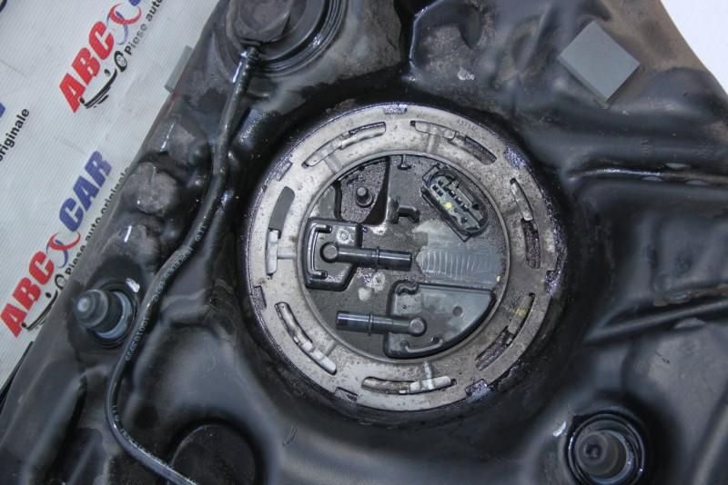 Pompa combustibil Mercedes C-Class 2014-> W205 A2054701694