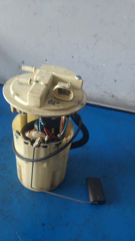 Pompa combustibil renault laguna 2 2.2 dci 8200071331