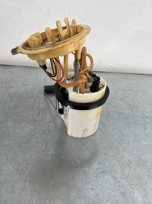 Pompa combustibil rezervor Skoda Octavia 3 Combi 1.6 TDI DSG 7 Automat, 105cp sedan 2014 (5Q091905P)