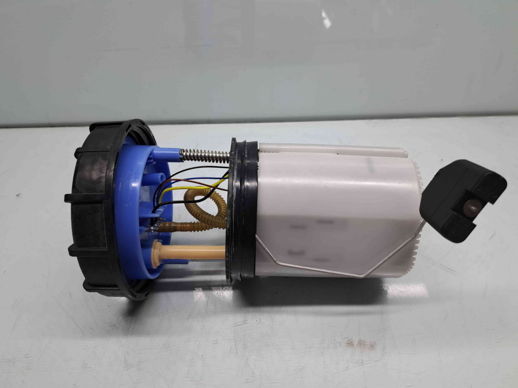 Pompa combustibil Skoda Rapid (NH3) [Fabr 2012-2019] 6R0919051J 1.2 TSI CBZB 77KW / 105CP