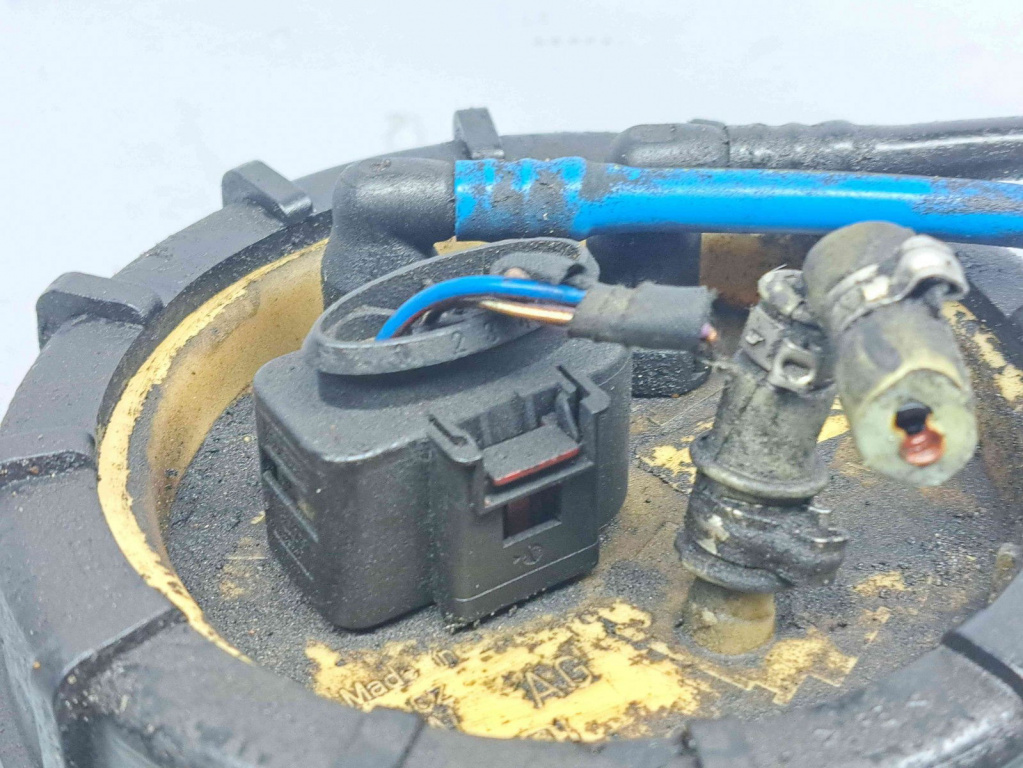 Pompa combustibil Volkswagen Touran (1T1, 1T2) [Fabr 2003-2010] OEM 1.9 TDI BXE 1.9 TDI BXE 77KW / 105CP