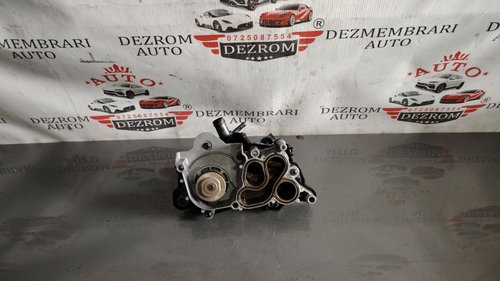 Pompa de apa cu carcasa 04E121121E VW Beetle Cabrio (5C7, 5C8) 1.2 TSI 16V 105 cai