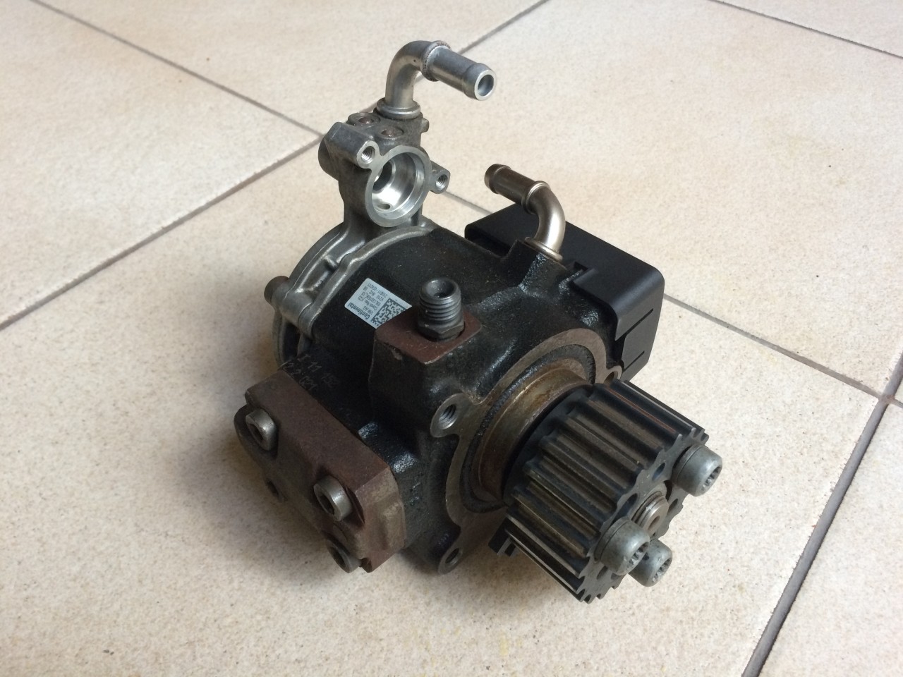 Pompa de inalta presiune Vw- Audi 1.6 TDI / CAYC 03L130755E