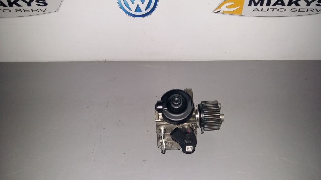 Pompa de injectie Audi A4 B8 2.0 tdi