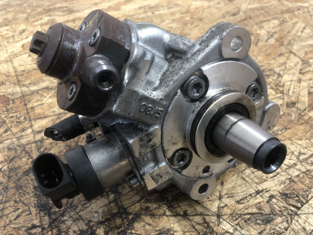 Pompa de injectie BMW 320, E90 Sedan N47D20C sedan 2011 (781069604)