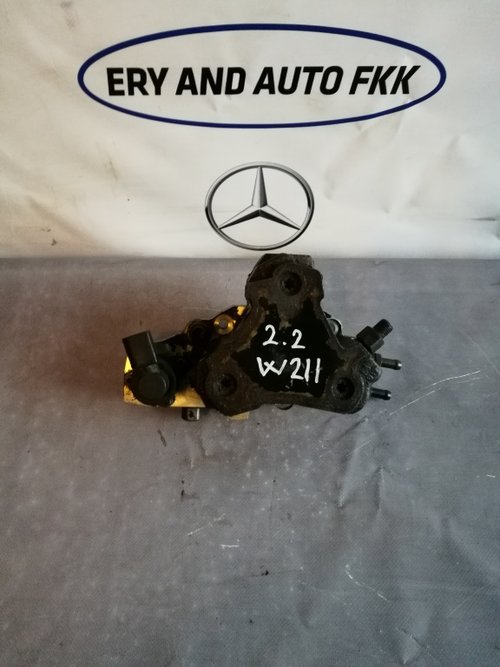 Pompa de injectie inalta presiune Mercedes 0445010078