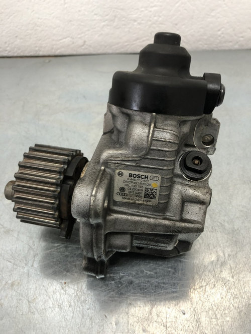 Pompa de injectie inalte Audi A4 B8 Sedan 2.0 TDI DPF Multitronic, 143cp sedan 2009 (03L130755)