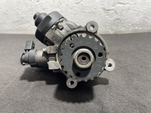 Pompa de injectie inalte Seat Leon 3 , 2.0TDI Manual Led sedan 2015 (04L130755D)
