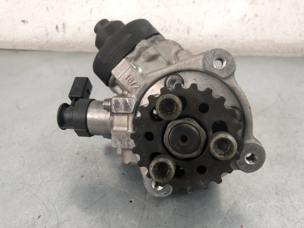 Pompa de injectie inalte Volkswagen CC Facelift sedan 2013 (03L130755L)