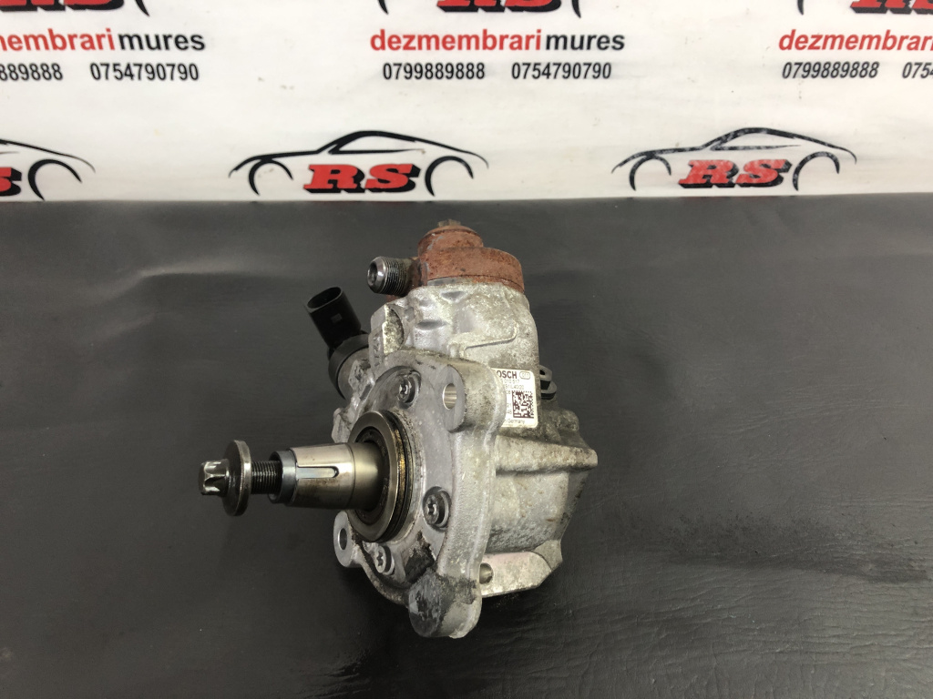 Pompa de injectie inalte X3 F25 sedan 2012 (7810696)