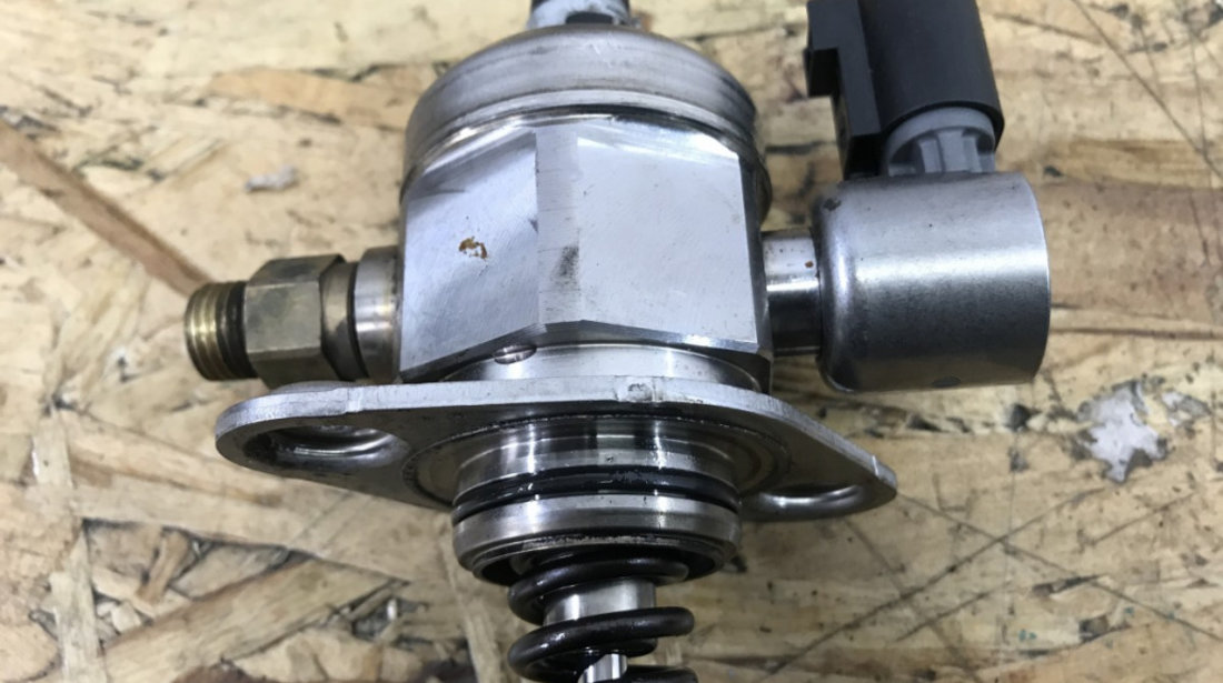 Pompa de injectie VW Passat B6 2.0TSI combi 2008 (06H127025K)