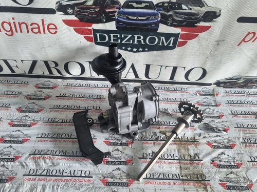 Pompa de ulei Audi A5 B8 3.0 TDI 204 cai motor CLAB cod piesa : 059103S