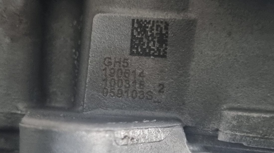 Pompa de ulei Audi A6 C7 3.0 TDI 245 cai motor CDUC cod piesa : 059103S