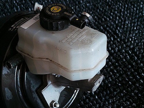 POMPA FRANA BMW SERIA 3 E 90 SERIA 3 E 90 - - (2004 2007)